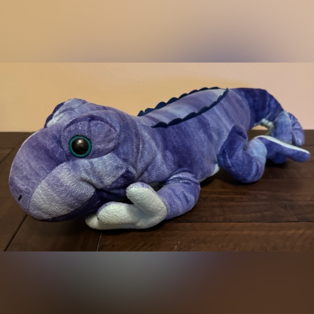 Kohls Cares The Mixed-Up Chameleon Blue Lizard Eric Carle 18'' Plush Animal